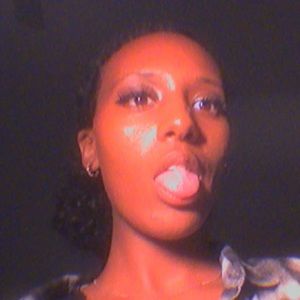 Meet your Posher, Ellilta